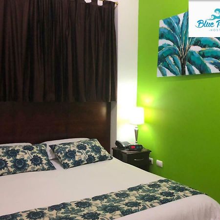 Hostal Blue Pacific Manta Eksteriør billede