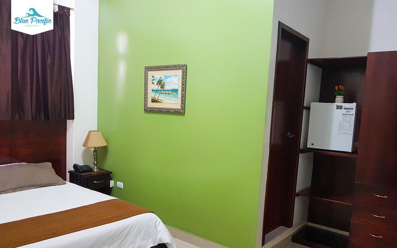 Hostal Blue Pacific Manta Eksteriør billede