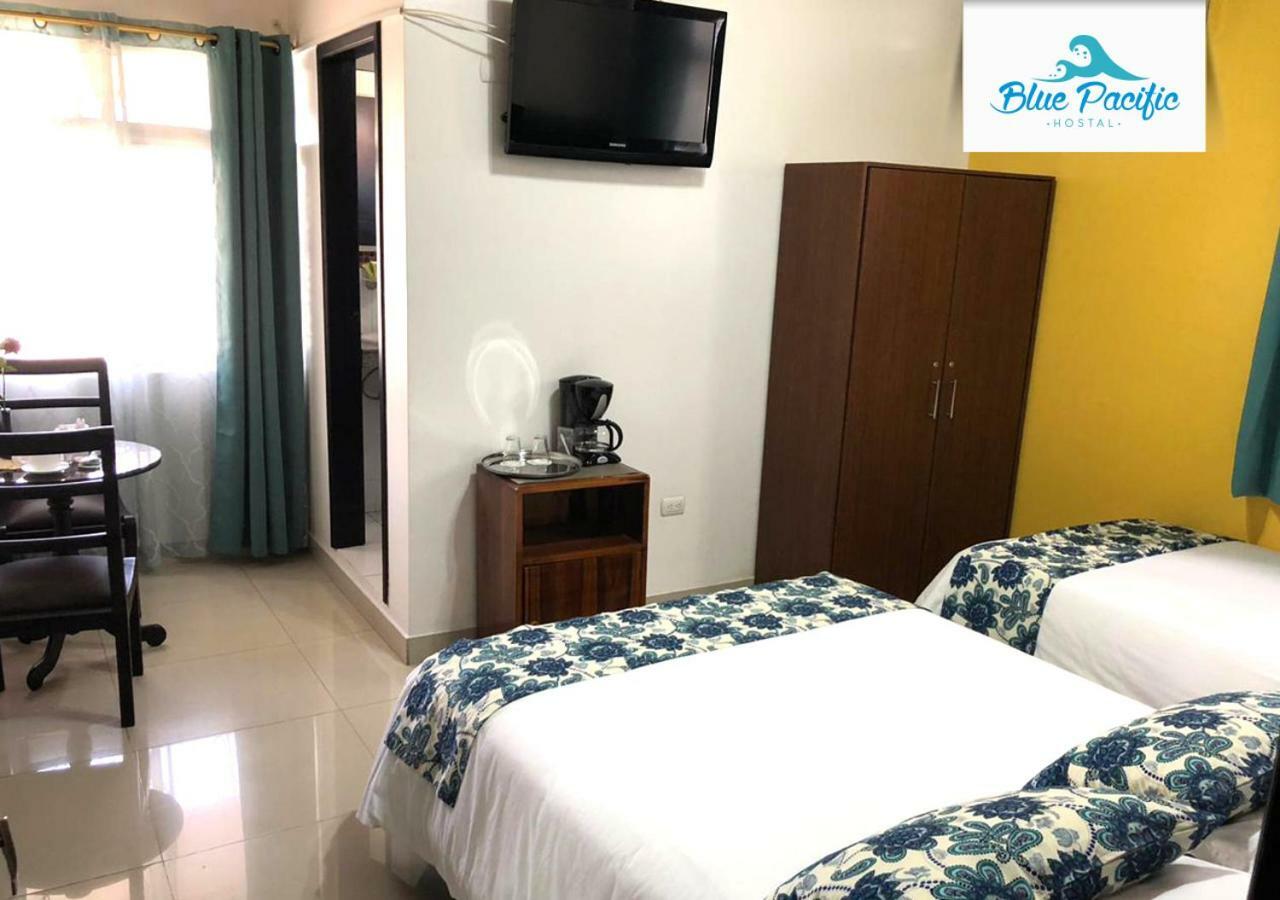 Hostal Blue Pacific Manta Eksteriør billede