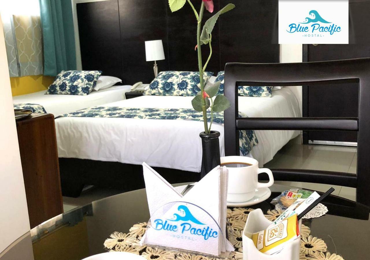 Hostal Blue Pacific Manta Eksteriør billede
